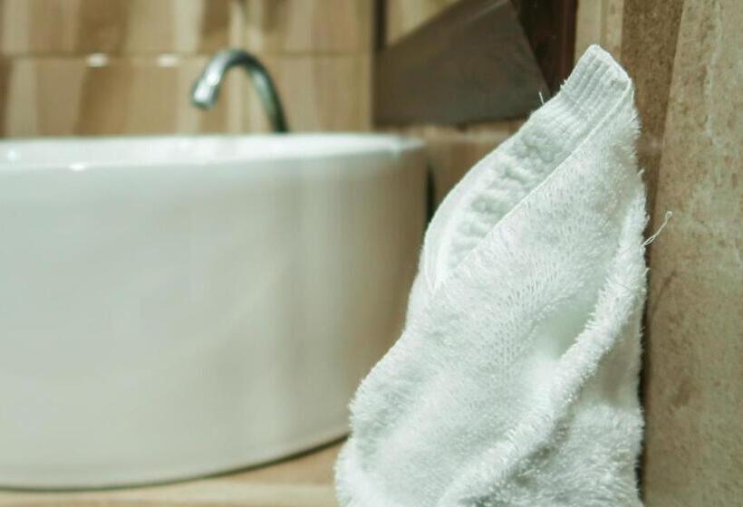 اتاق استاندارد سه نفره, Hoja De Oro Corcovado