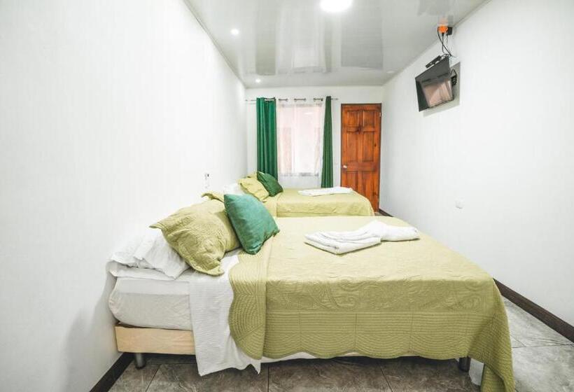 اتاق استاندارد چهار تخته, Hoja De Oro Corcovado