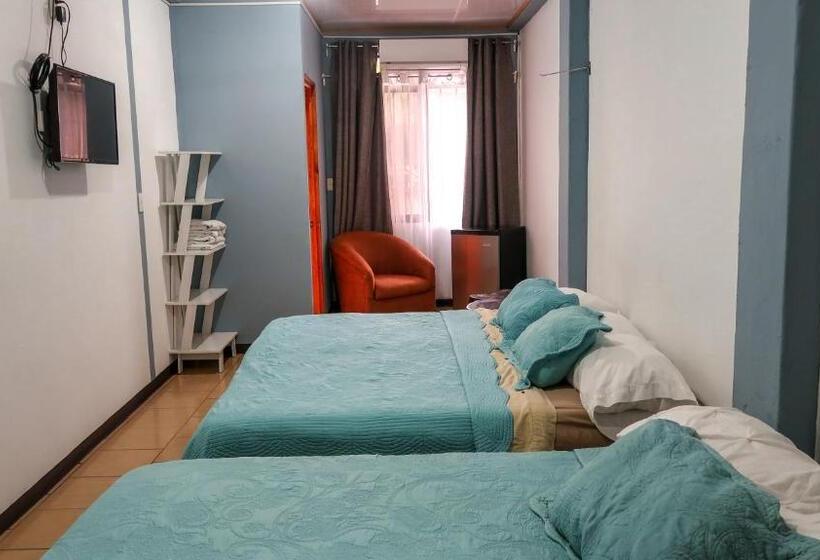 اتاق کلاسیک چهارنفره, Hoja De Oro Corcovado