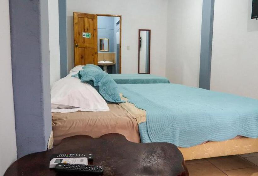 اتاق کلاسیک چهارنفره, Hoja De Oro Corcovado