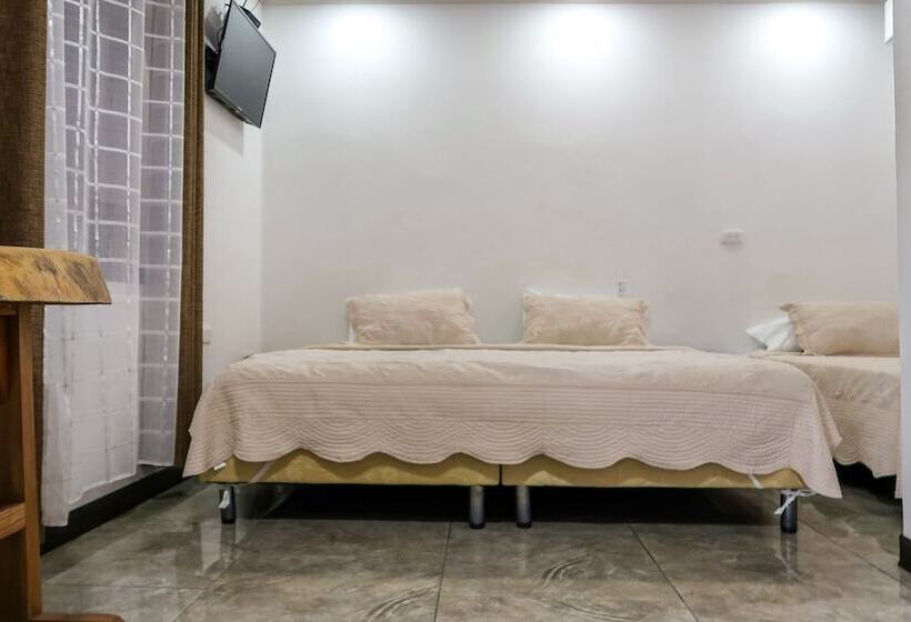 اتاق استاندارد چهار تخته, Hoja De Oro Corcovado