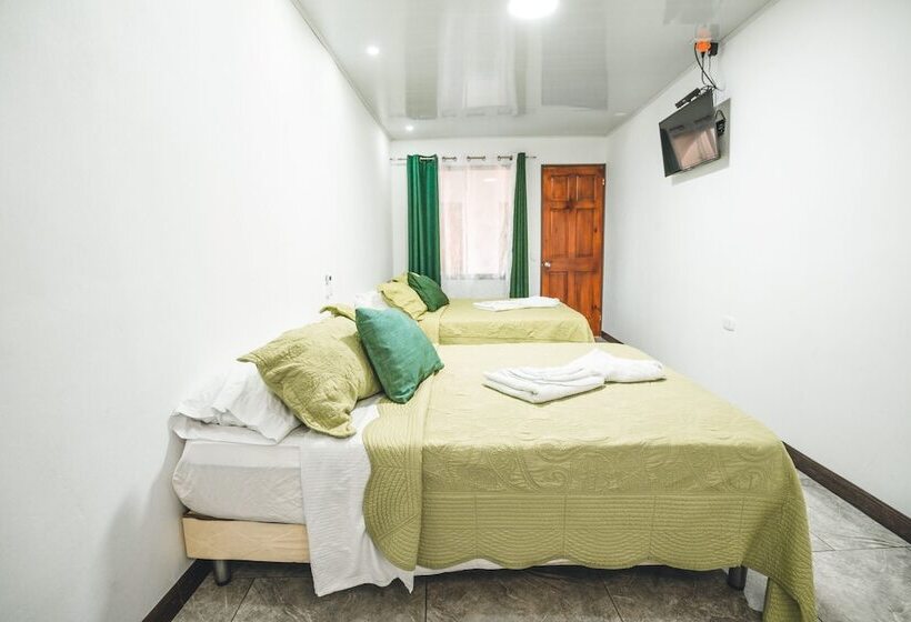 اتاق استاندارد چهار تخته, Hoja De Oro Corcovado