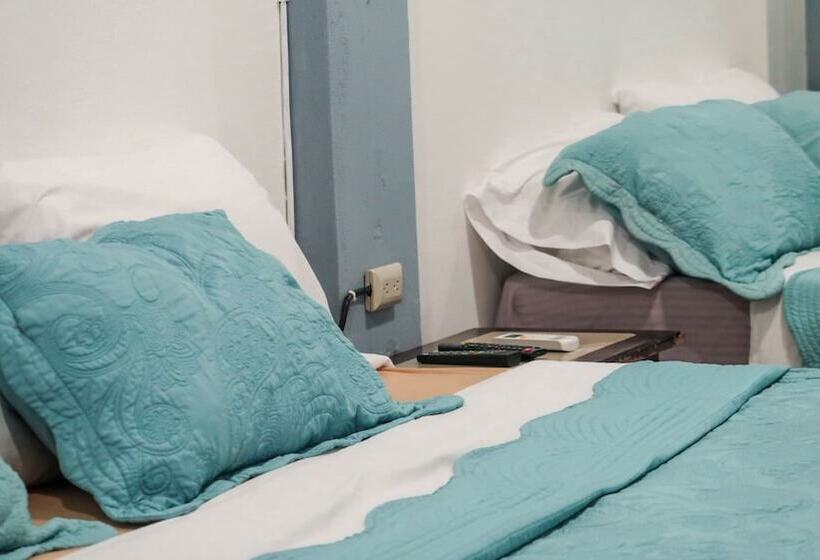 اتاق استاندارد چهار تخته, Hoja De Oro Corcovado