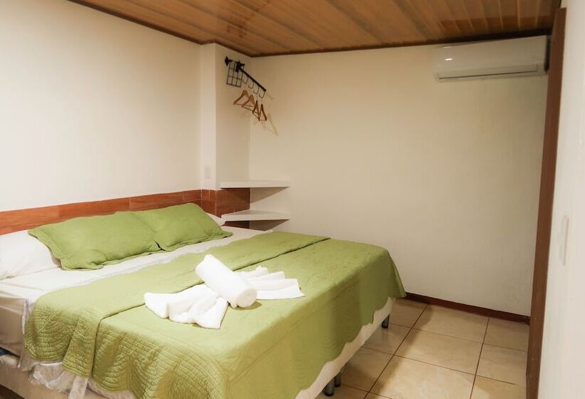 اتاق استاندارد چهار تخته, Hoja De Oro Corcovado