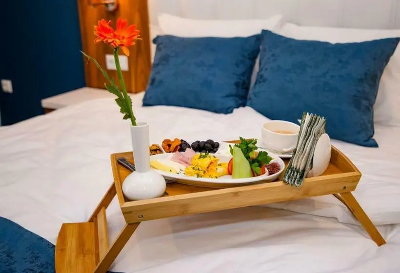 اتاق لوکس با چشم‌انداز دریا, Aqua Batumi Hotel & Apartments