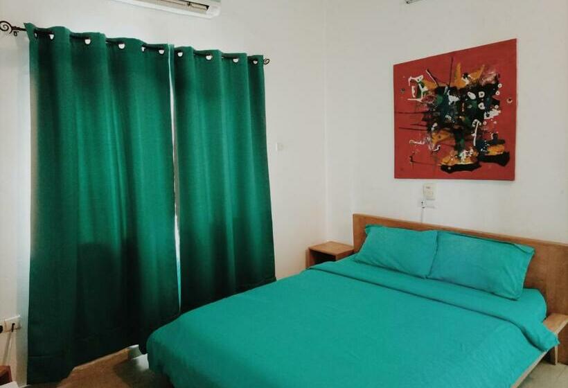 اتاق استاندارد, Le Hublot