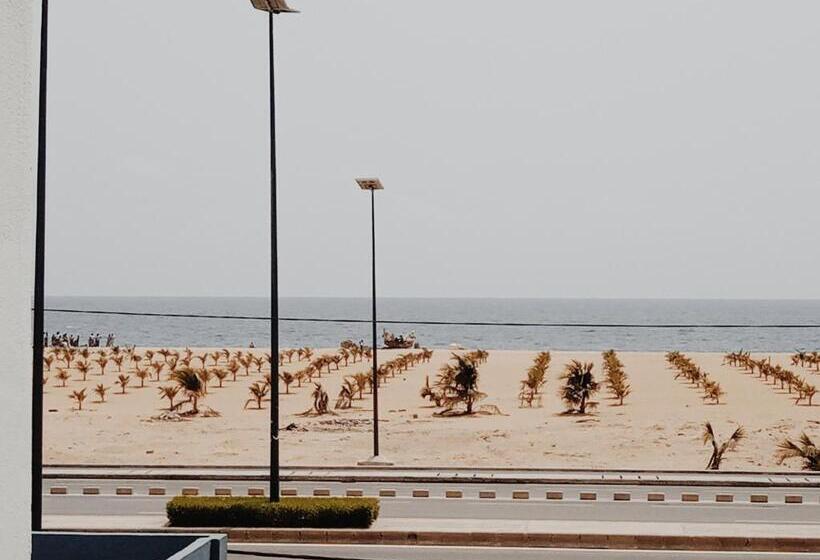 اتاق استاندارد با چشم‌انداز دریا, Le Hublot