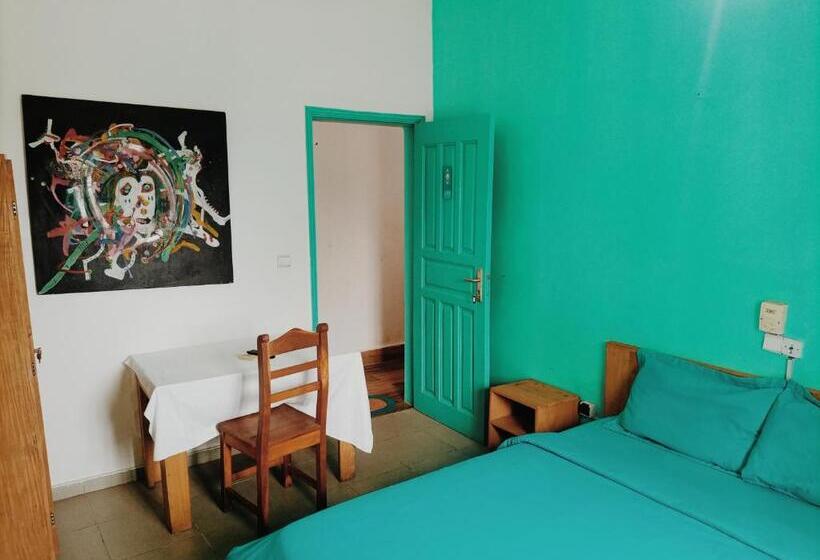 اتاق استاندارد, Le Hublot