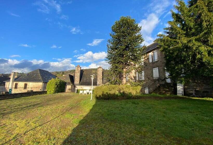 غرفة قياسية, Le Saintetienne