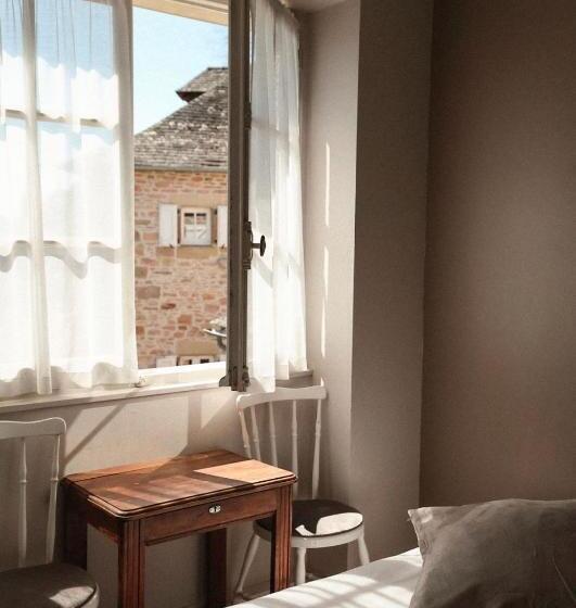 غرفة قياسية, Le Saintetienne