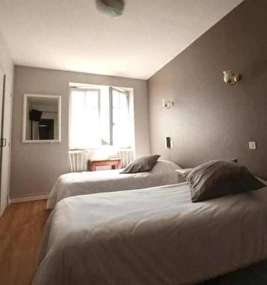 غرفة قياسية, Le Saintetienne