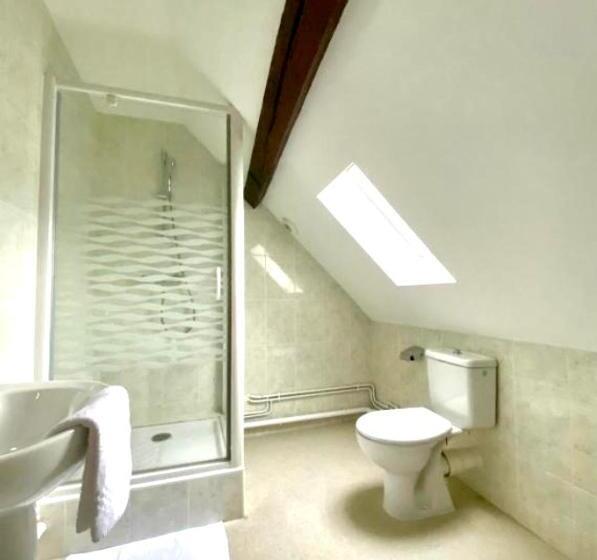 غرفة عائلية, Le Saintetienne