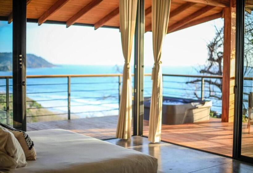 جناح مطلّ علي البحر مزود بجاكوزى, Vista Del Alma Boutique   Adult Only