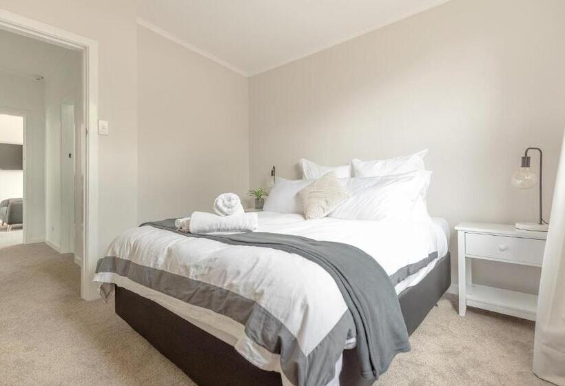 منزل 3 غرف نوم, The Willows Wanaka