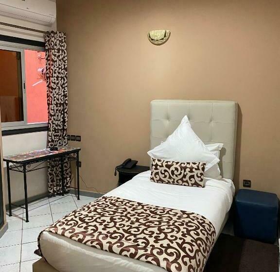 اتاق استاندارد یک نفره, Velsatis