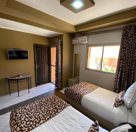 اتاق استاندارد با چشم‌انداز, Velsatis