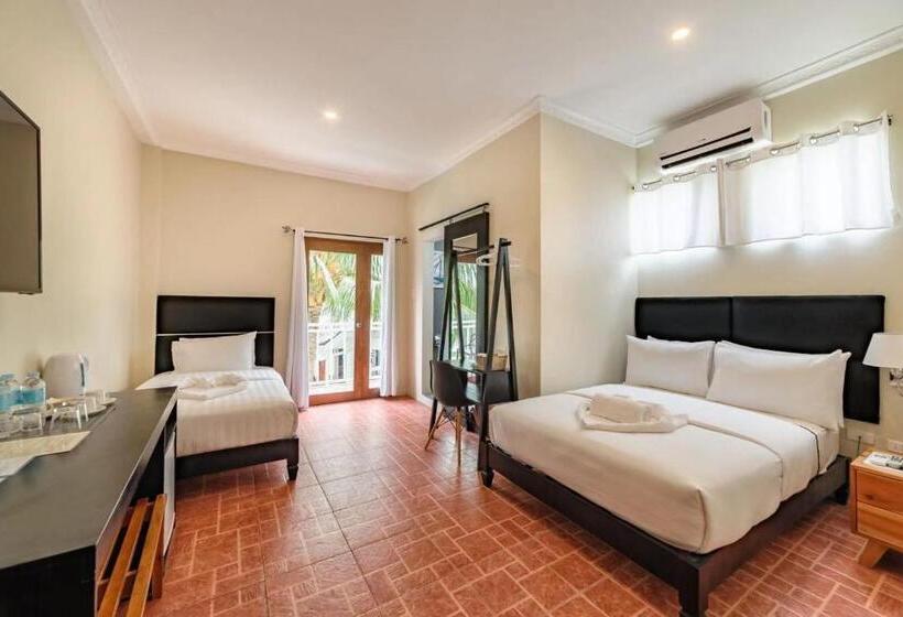 Camera Deluxe, Mario Dive Resort