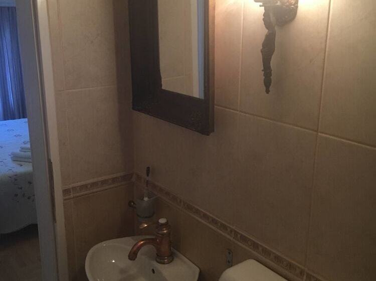 اتاق عادی, Kairos Rooms