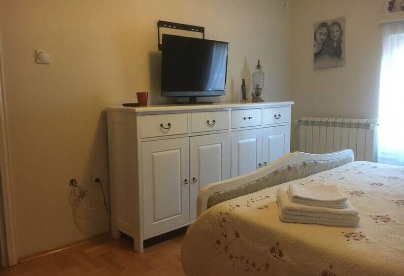 اتاق عادی, Kairos Rooms