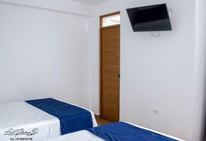 غرفة قياسية رباعية, Majhu Hostal