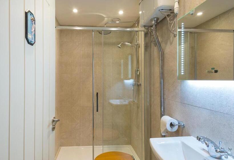 חדר סטנדרט, Mcgettigan S Townhouse   Olives & Figs Bistro