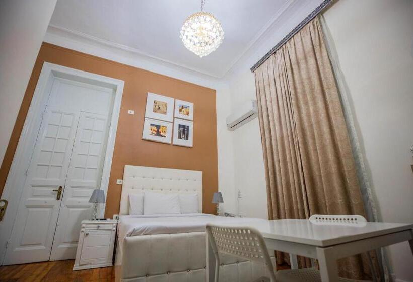 اتاق استاندارد, The Square Boutique