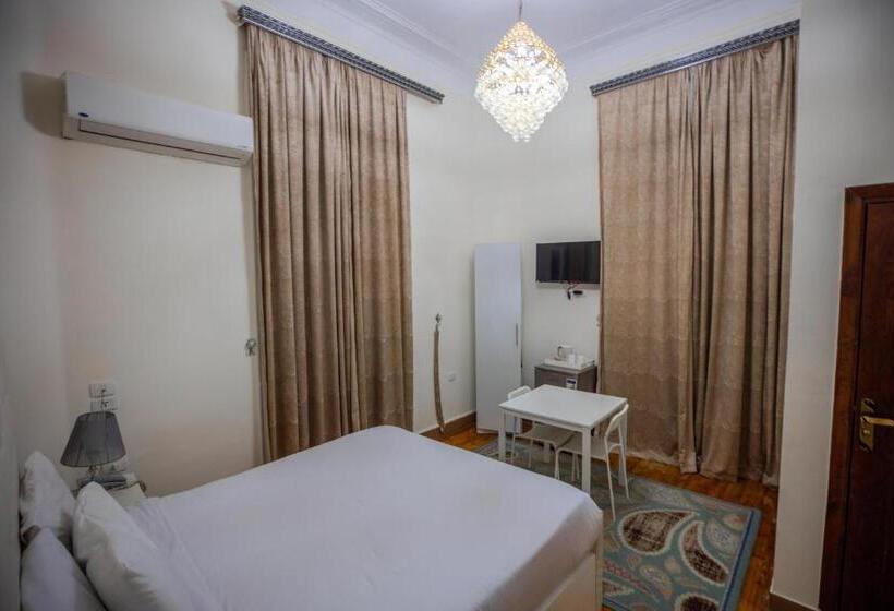 اتاق استاندارد, The Square Boutique