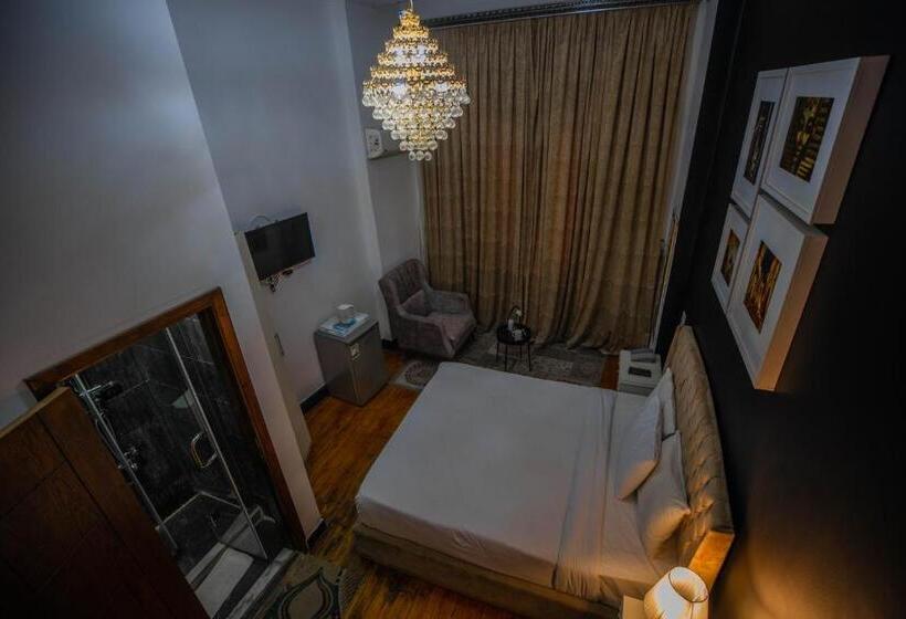 اتاق سوپریور, The Square Boutique