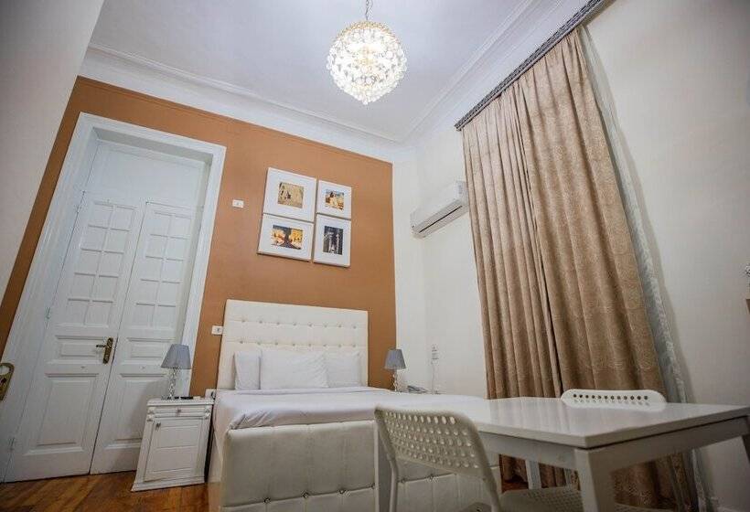 اتاق استاندارد, The Square Boutique