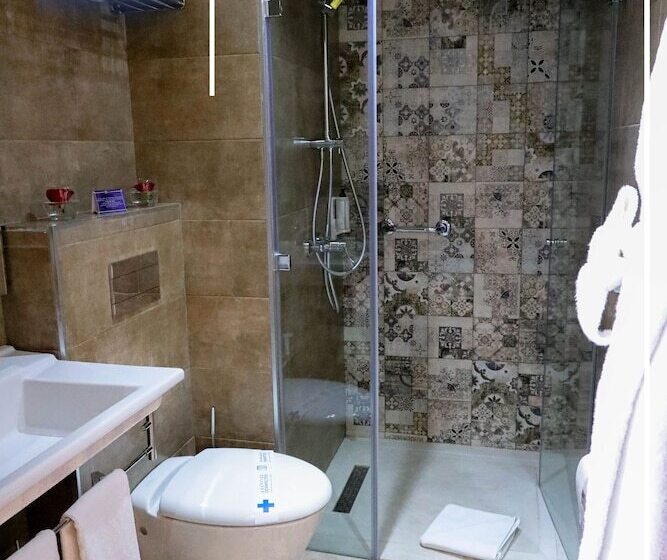 חדר סופריור, Vitality Terminus