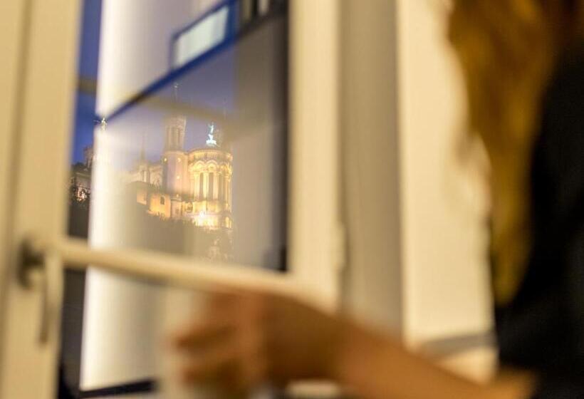 エクゼクティブスイート, Mihotel Vieux Lyon