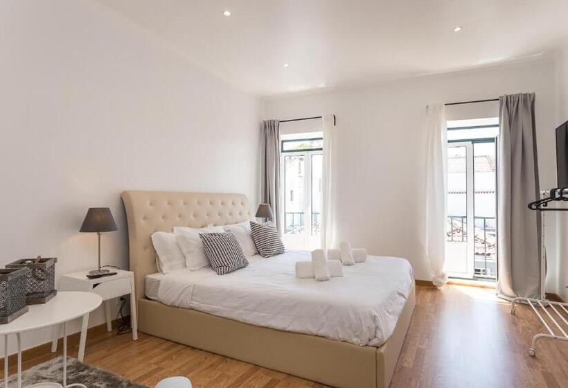 اتاق استاندارد با سرویس بهداشتی مشترک, Rooms4all