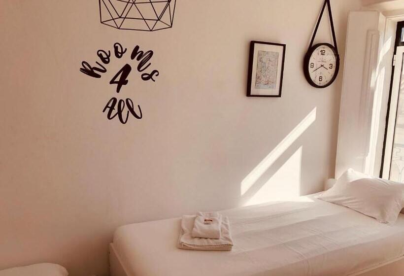 اتاق استاندارد با سرویس بهداشتی مشترک, Rooms4all