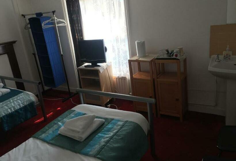 غرفة قياسية مطلّة علي البحر, Sandpiper Guest House