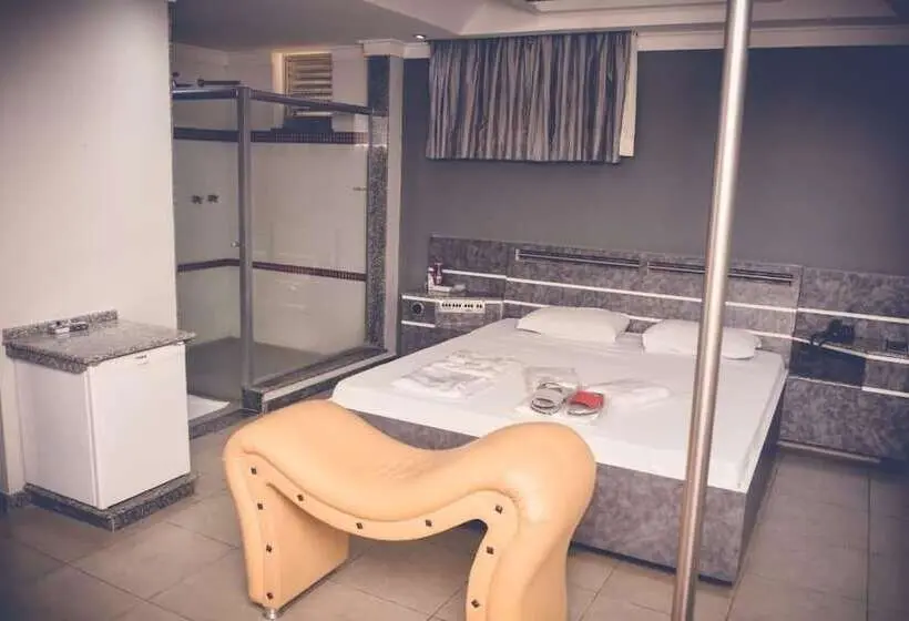 Sviitti, Styllus Motel   Adults Only