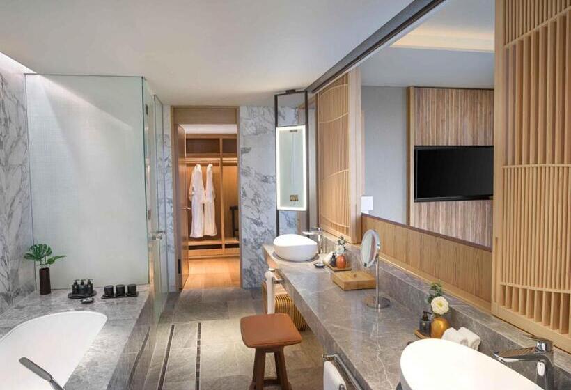 Полулюкс, Ana Intercontinental Beppu Resort & Spa, An Ihg