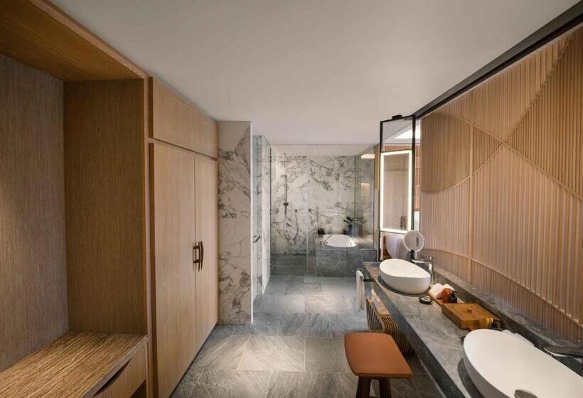 Люкс Премиум, Ana Intercontinental Beppu Resort & Spa, An Ihg