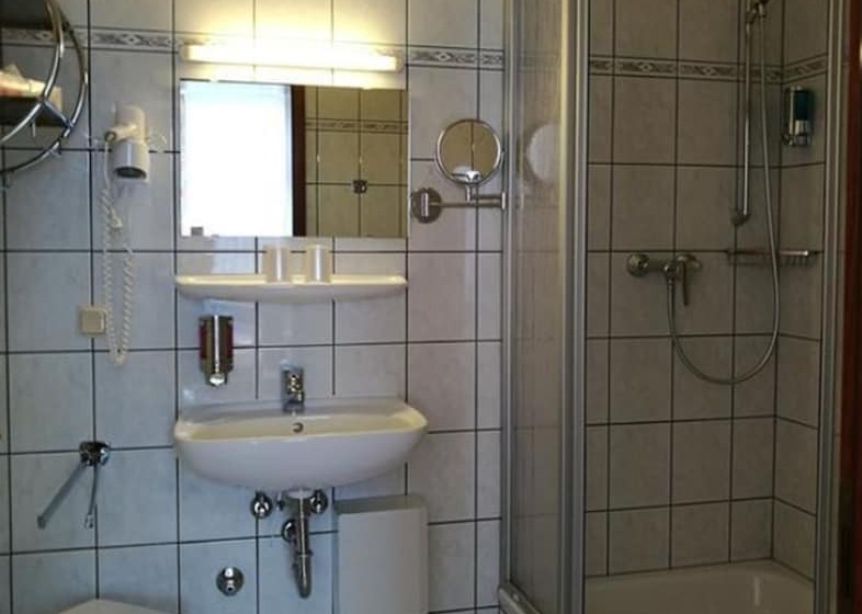 Семейный Номер, Pension Am Kurpark