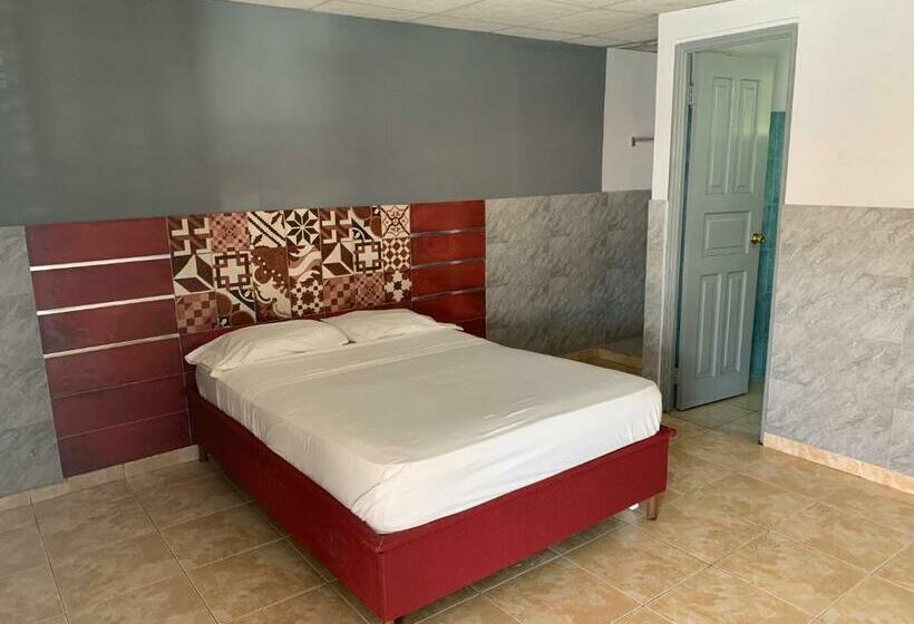 غرفة قياسية, Residencial Aguadulce