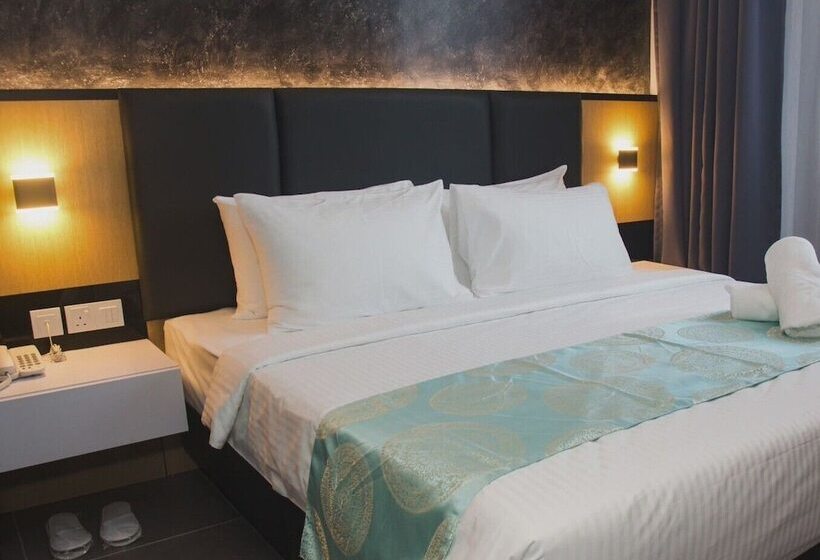 Suite Présidentielle, Solid Hotels