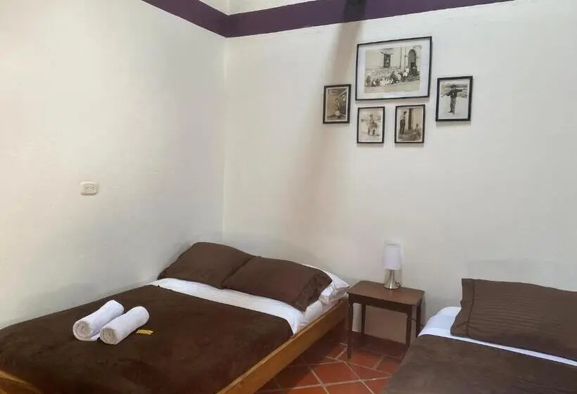 Standard Kolmen Hengen Huone, Hostel Once Once