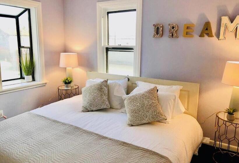 スタンダードルーム, The Art Inn Seattle