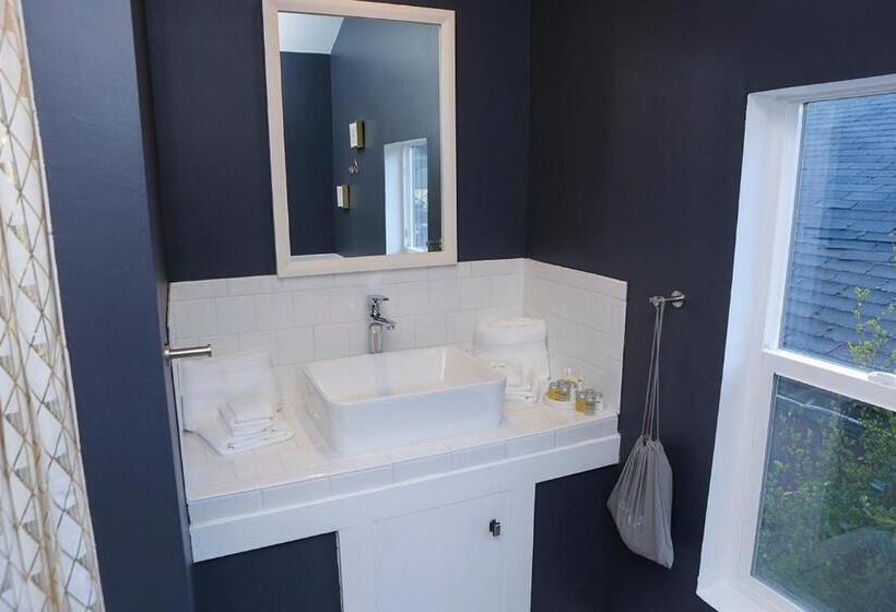 スタンダードルーム, The Art Inn Seattle