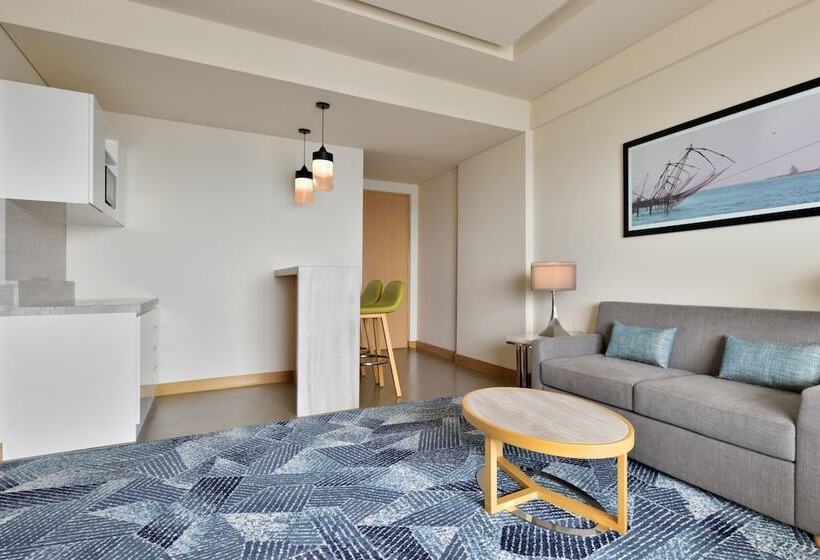 سوییت اجرایی, Four Points By Sheraton Kochi Infopark