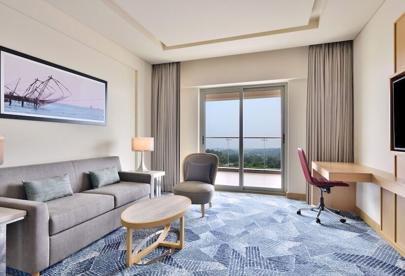 سوییت اجرایی, Four Points By Sheraton Kochi Infopark