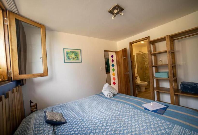 带大床的豪华间, La Caracola