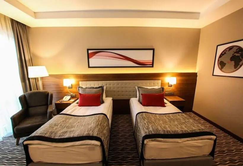デラックスルーム, Ramada By Wyndham Nigde