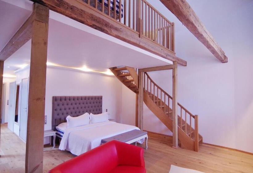 سوئیت جونیور خانوادگی, Regent Tallinn