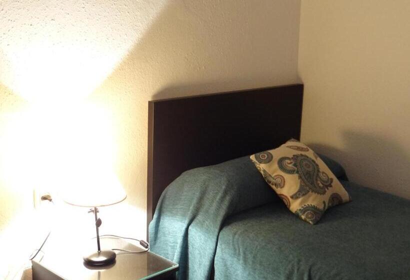 اتاق استاندارد, Hostal Mellizo