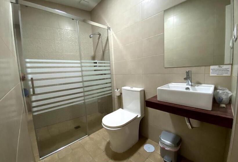 اتاق استاندارد با بالکن, Hostal Mellizo